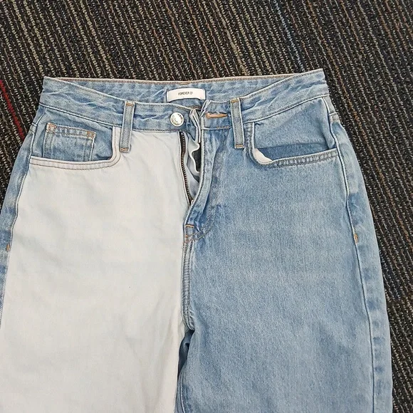 Forever 21 two tone patchwork hi rise jeans Size 25 - Picture 3 of 6